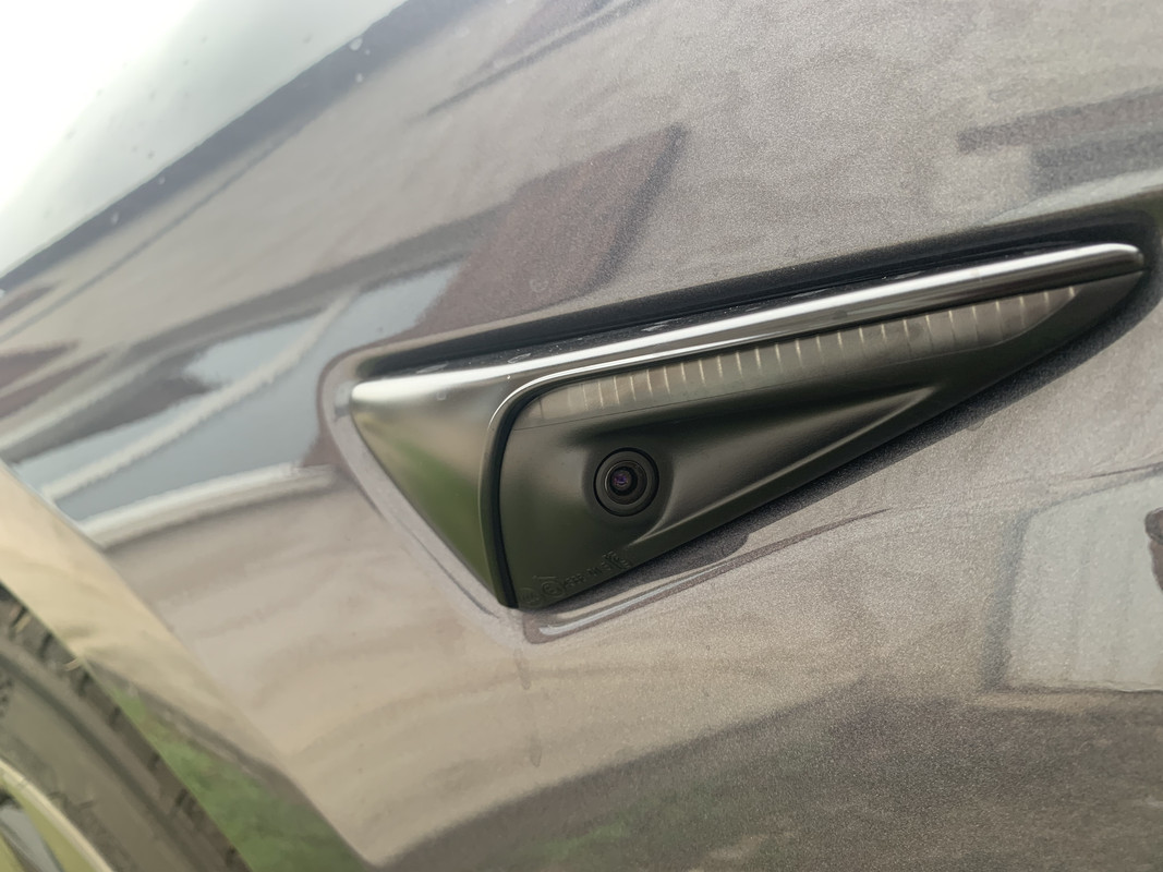 41A1B593-32A7-4D94-BF6C-6737D342FCE4