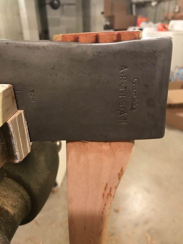 B1CFF1F0-0785-4DDD-9A1D-08A4DB58EA45