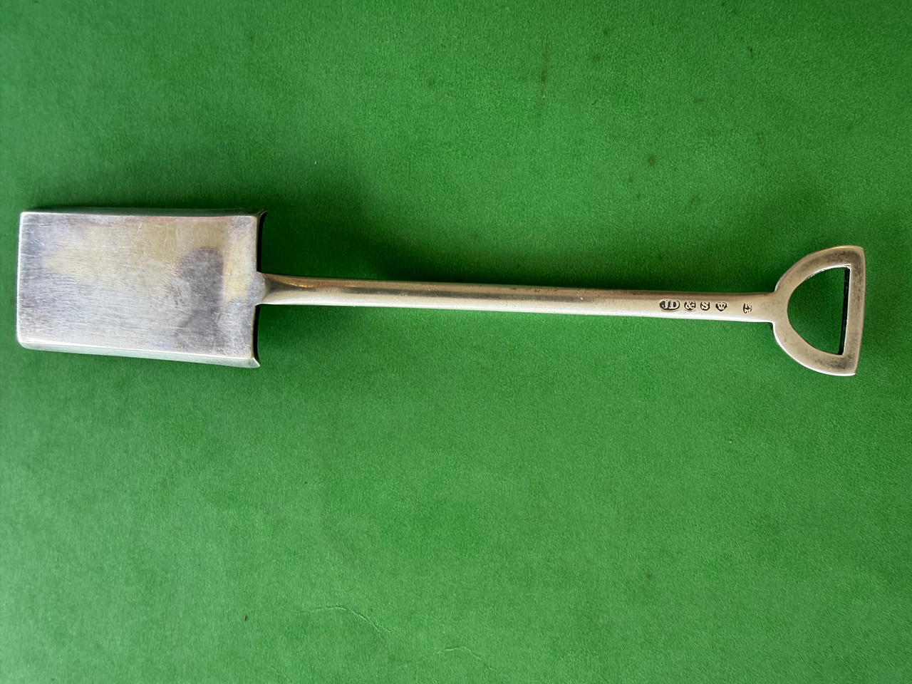 Shovel 8