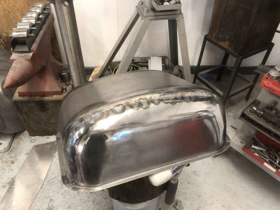 EA3D49FA-F883-478B-97D2-C84411E99CF3