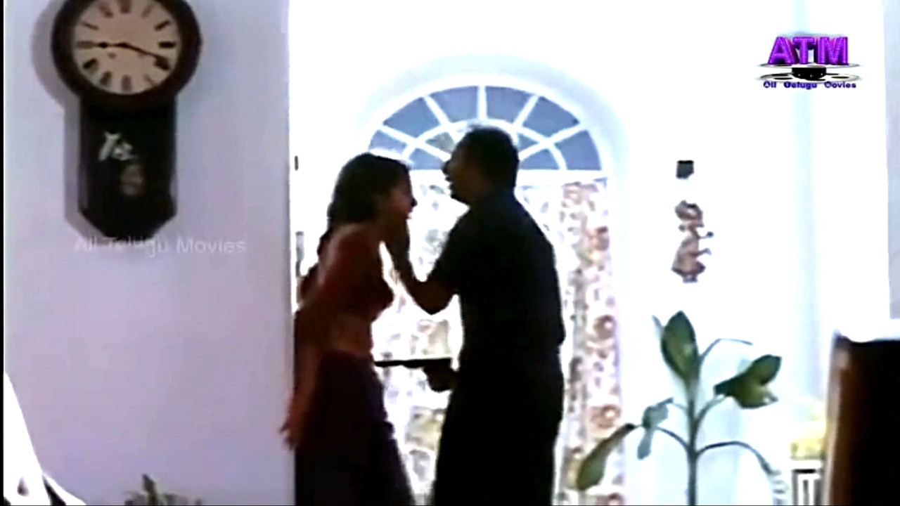 Gowthami Hot scene.divx_snapshot_01.06.331