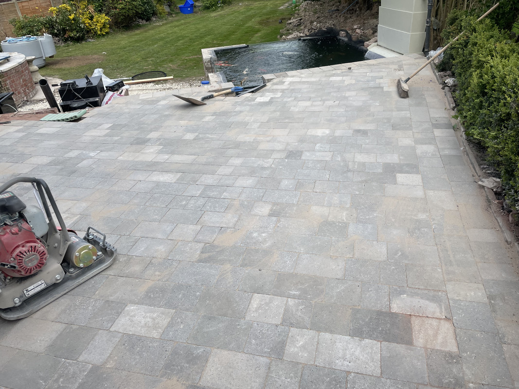 9B3DD906-1236-4A10-BFD7-FC2BE51A1968