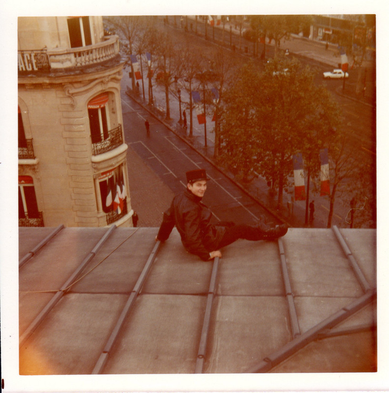 1972 00-00 service militaire pompiers Paris (56) 14 juillet