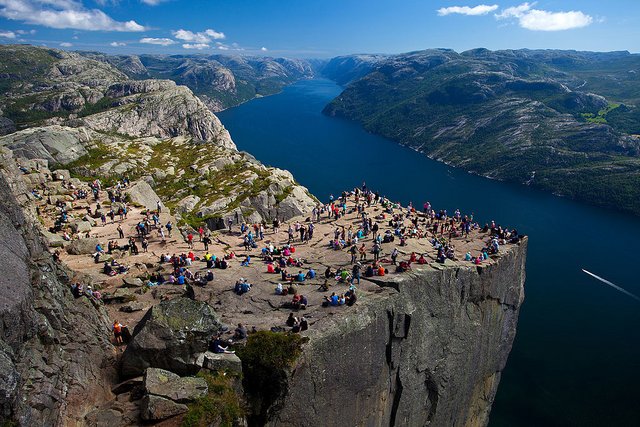 Preikestolen-2.jpg