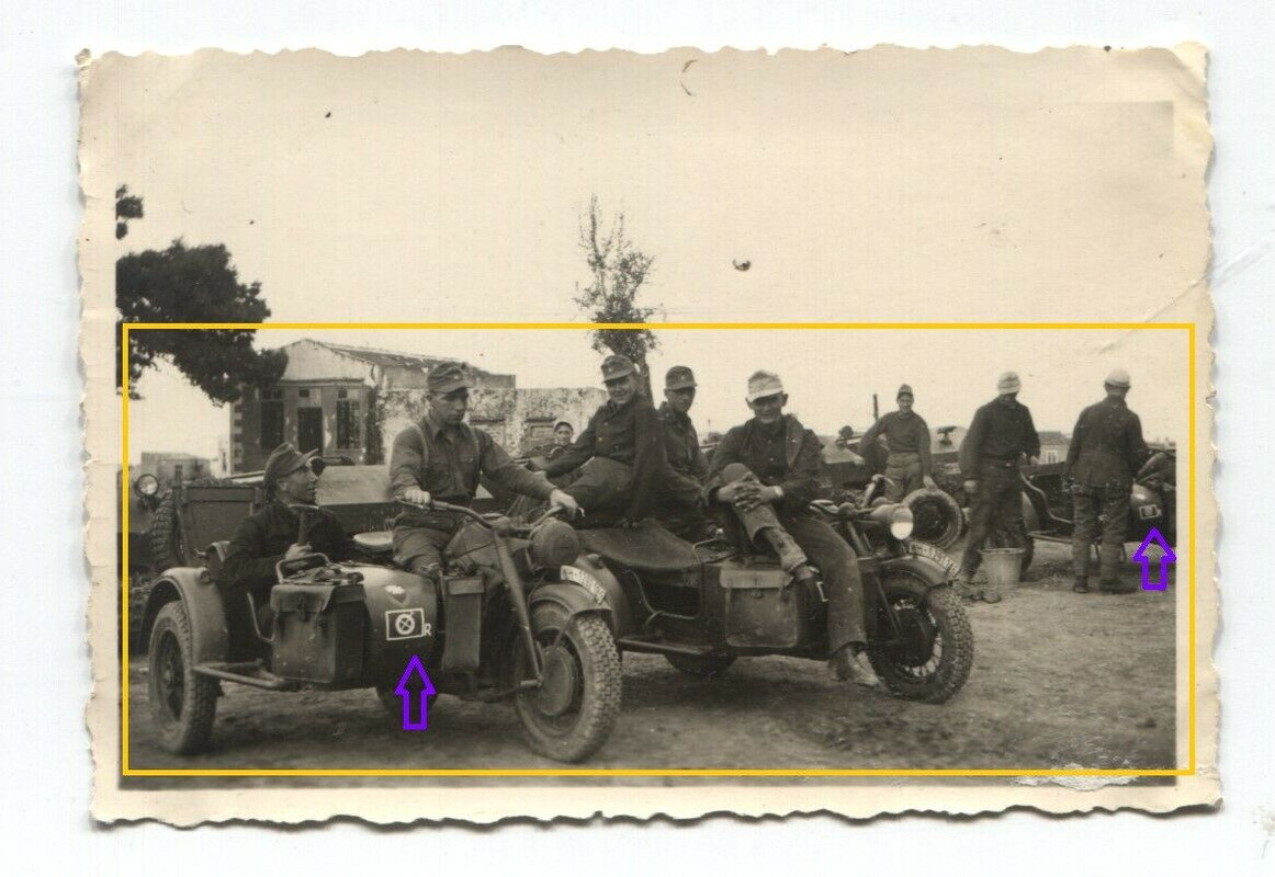 Foto Dt. Südfront Soldaten Motorräder Beiwagen Divisionsabzeichen