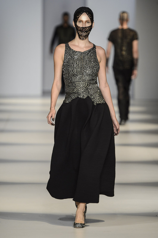 desfile-linovillaventura-spfw-verao2014-019