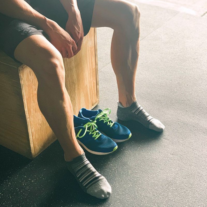 Feetures Performance Socks