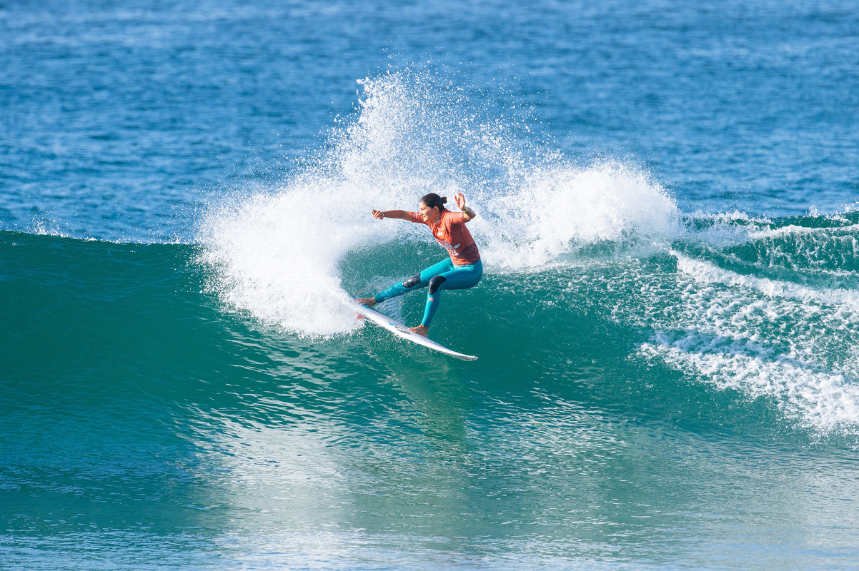 SURFING402Luana Silva