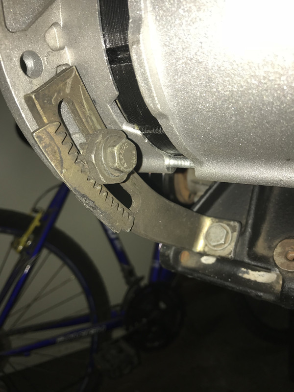 23B52B22-7753-4D40-8A99-1B47952E09AC