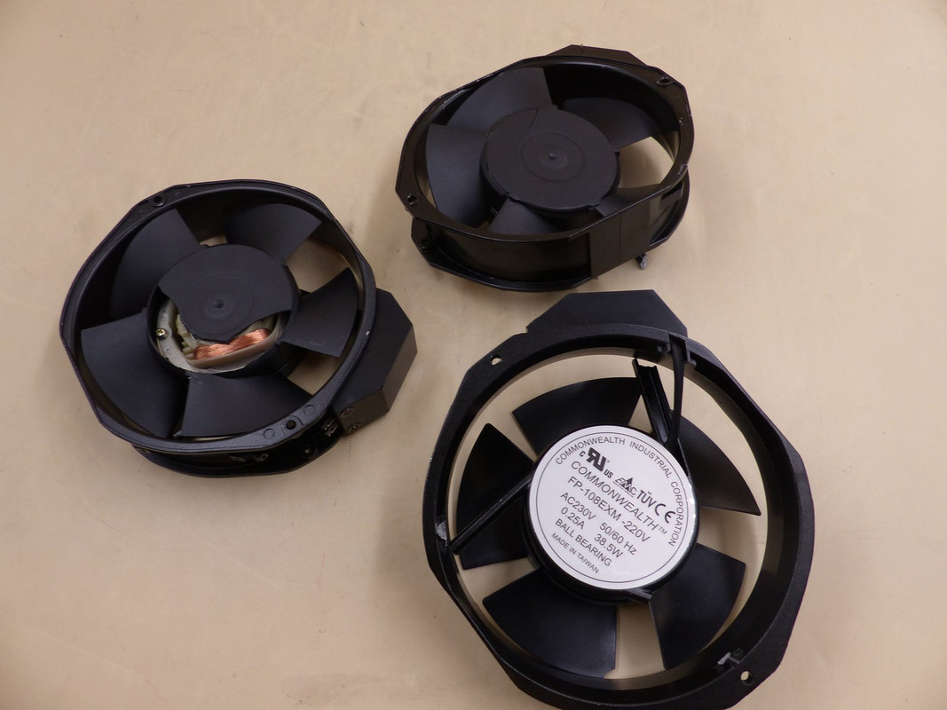 QTY 3 COMMONWEALTH INDUSTRIES FP-108EXM-220V .25A 38.5W 220V CABINET COOLING FAN