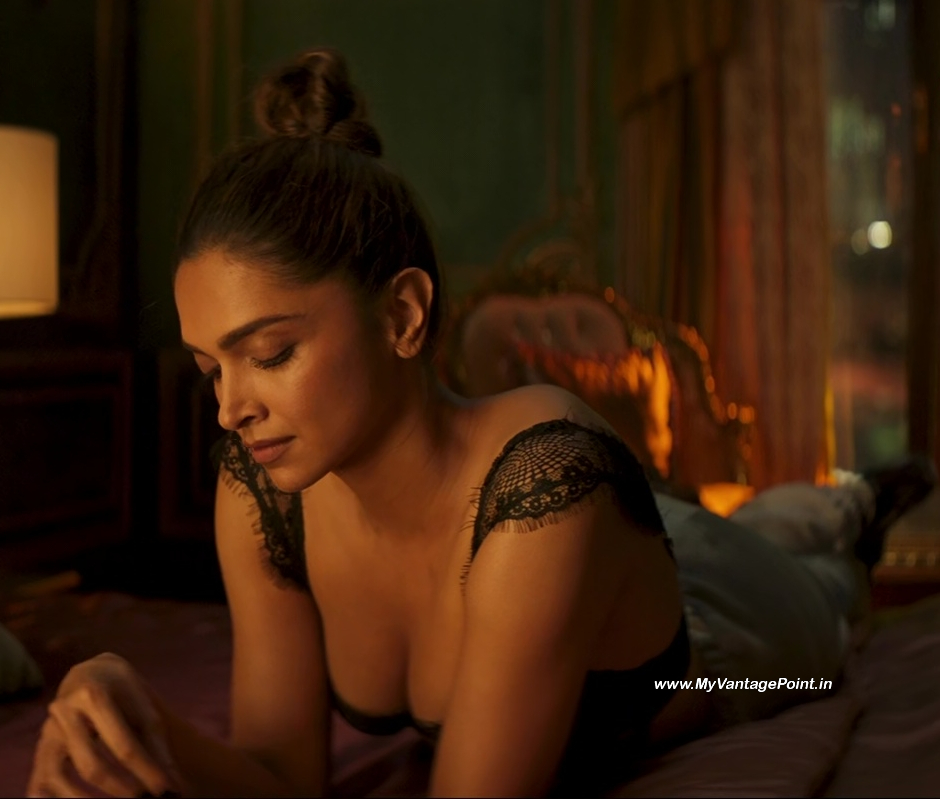 118-Deepika-Padukone-Hot-Scene-in-Pathaan-Movie-with-Shah-Rukh-Khan-My-Vantage-Point