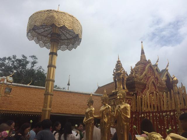 Nuestra primera vez en el Sudeste Asiático. Tailandia en Junio de 2018 - Blogs de Tailandia - Explorando Chiang Mai. Doi Suthep, centro ciudad y Saturday Market (6)