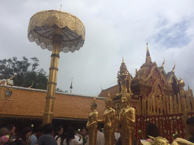 Explorando Chiang Mai. Doi Suthep, centro ciudad y Saturday Market - Nuestra primera vez en el Sudeste Asiático. Tailandia en Junio de 2018 (6)
