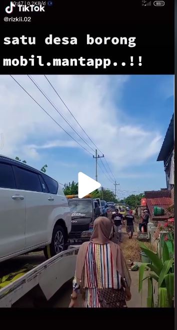 Viral satu desa borong mobil baru