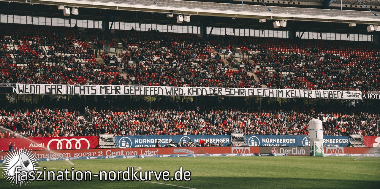 19_20_fcn-regensburg_fano_10_20191027_1244415319