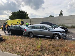 92A6799D-08F3-47BE-82E6-5956E968B536