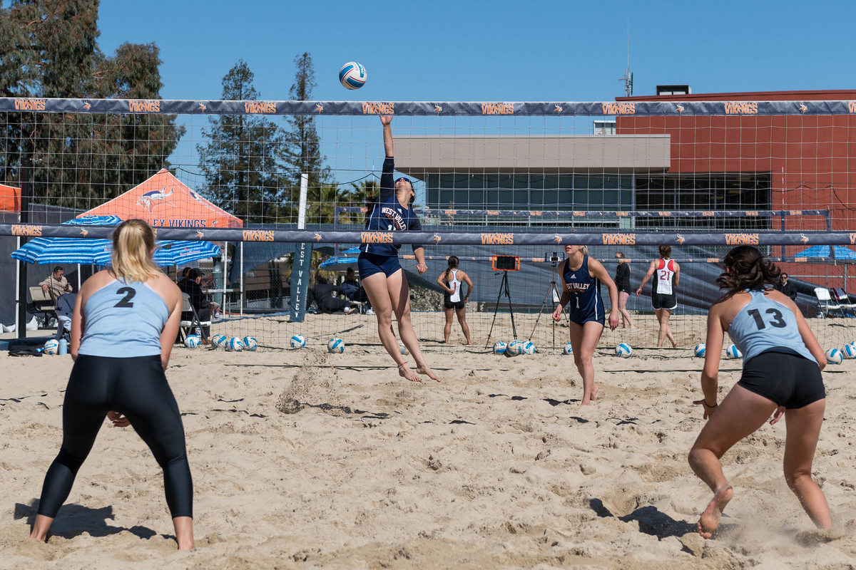 BV-173West Valley College Beach Volleyball