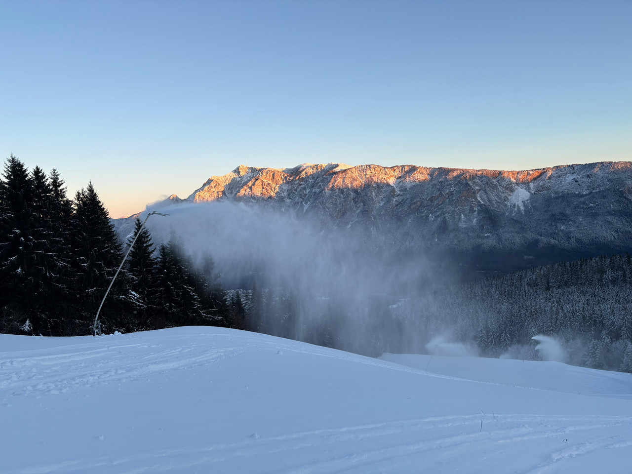 7a79f46a b8d4 41b9 92bc 9af8f8ebca6a