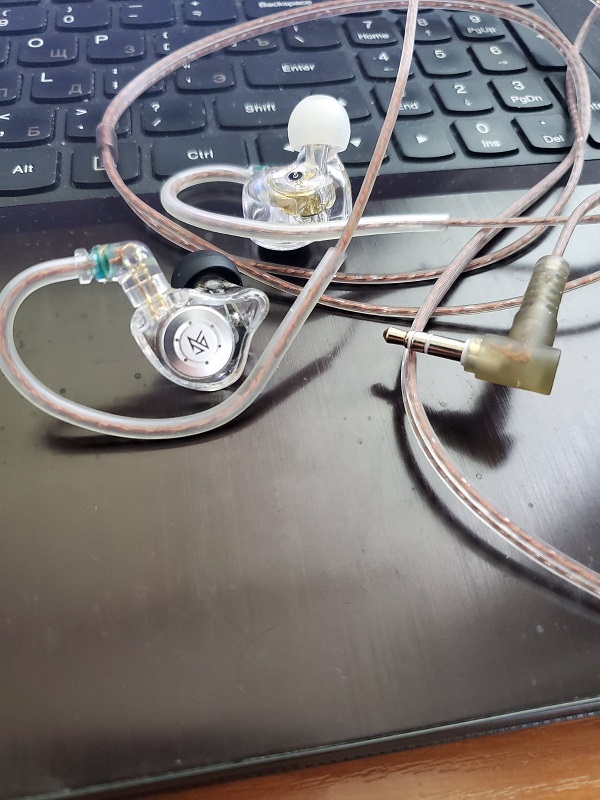 KZ in-ear monitors
