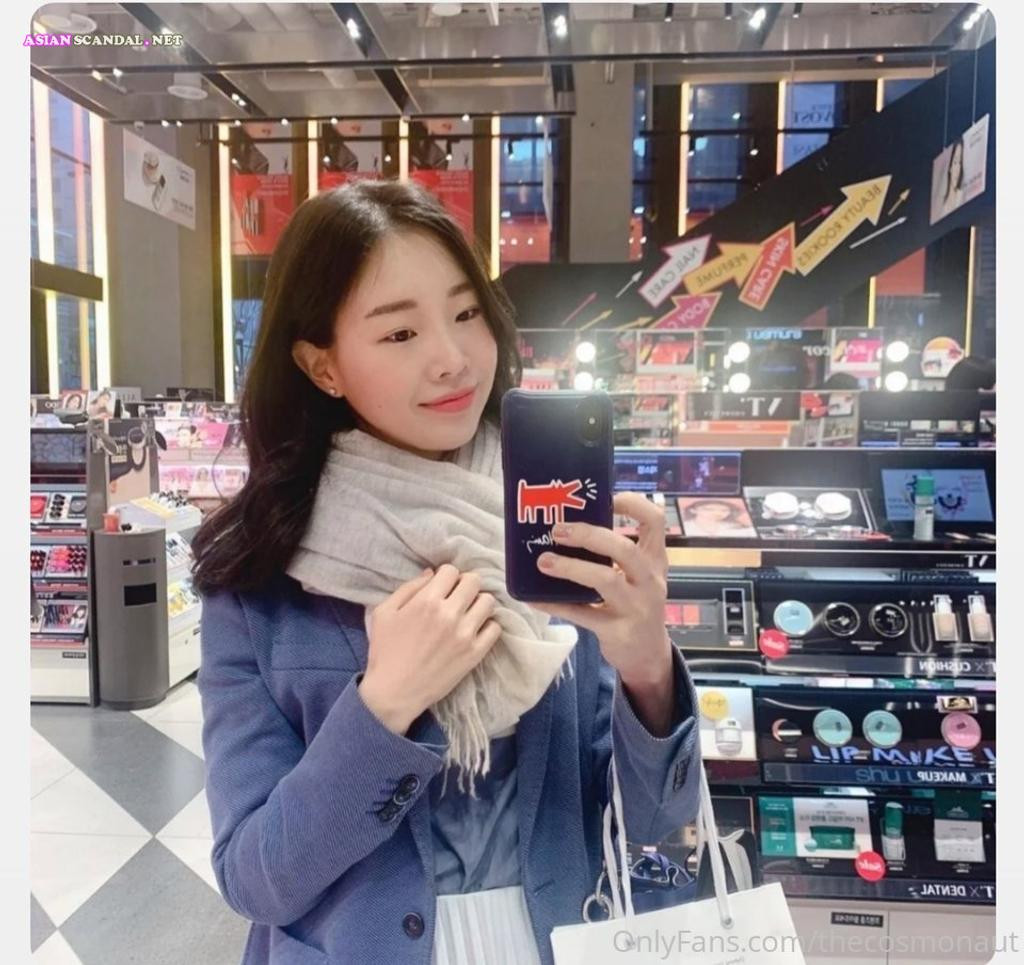Da-eun (Oh Hye-jeong, 36), Doctor