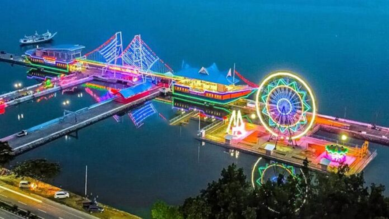 Anjungan Teluk Kendari: Ikon Wisata dan Ruang Publik Kebanggaan Kota Kendari