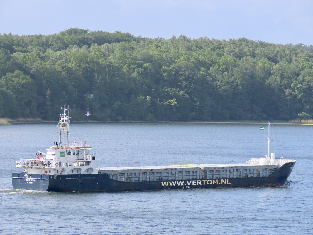 353ABA3D-89D1-46A5-9F2F-EF5D4F94C90F