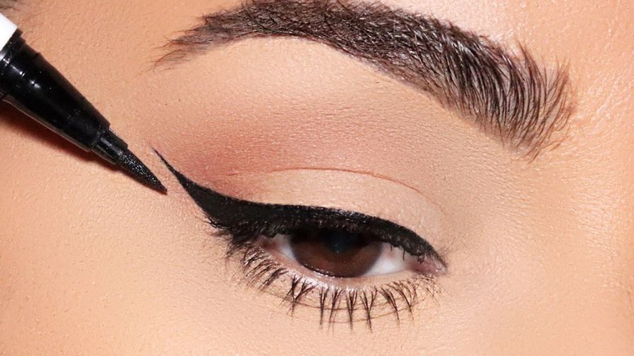 types of eyeliner wings