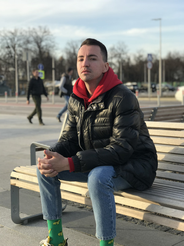 EF882308-5B3D-42E3-924B-F1478379C720