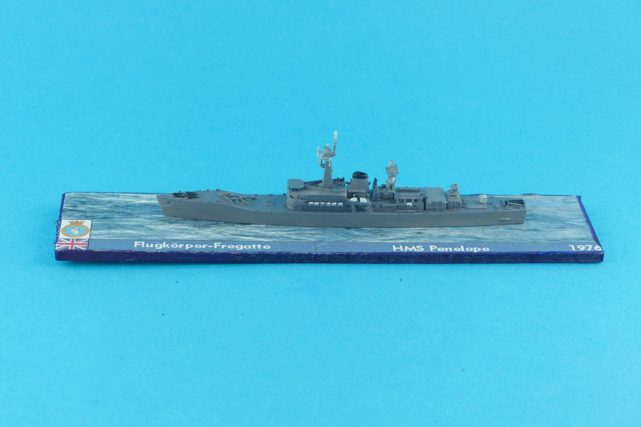 05 Mo MF101 HMS Penelope 1976 1
