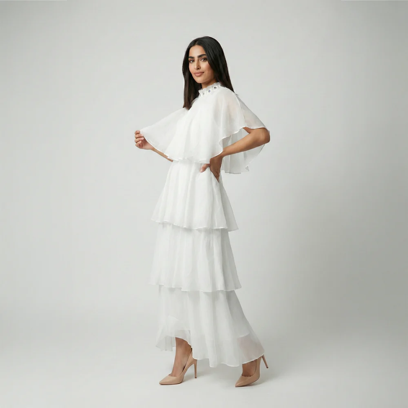 فستان سكورا أبيض