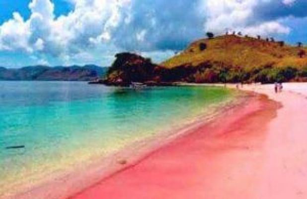 1443509900-thumbnail_1443495871-pantai-tiga-warna (1)