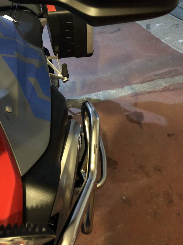 230B7CF0-BE0D-406F-900C-6EE61C3F66A3