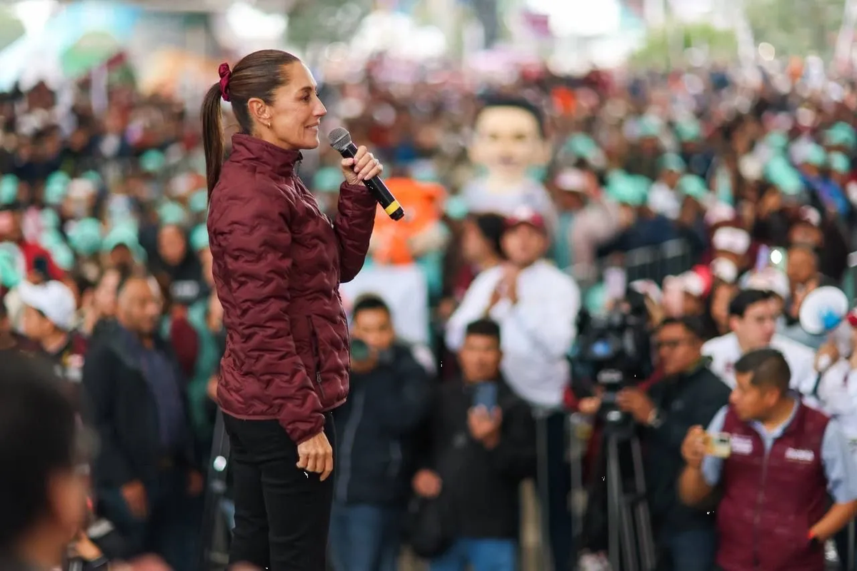 En Veracruz, Sheinbaum asegura que la 4T seguirá gobernando con ‘humildad y grandeza’