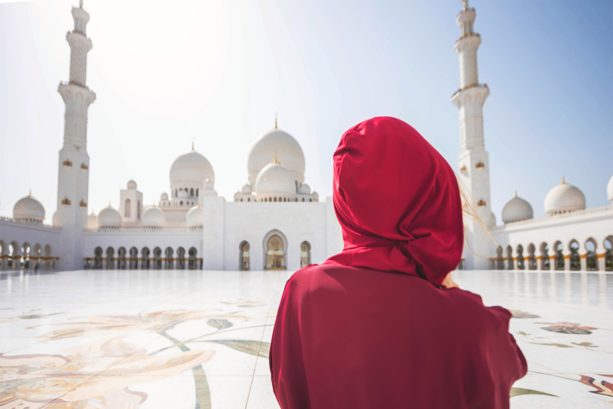 From Dubai to Abu Dhabi Layover Tour