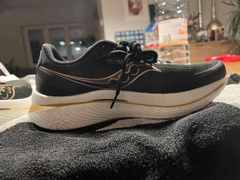 40592EEC-209E-4948-8DF3-CE030E220107