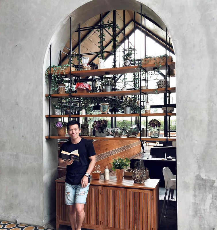 Pengunjung di Kafe Kalpa Tree