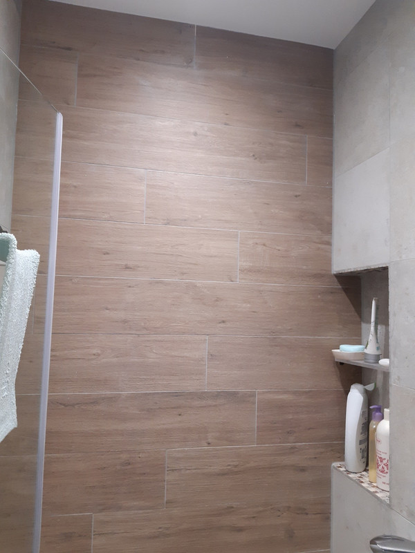 DC85BFF8-C1E2-4CD7-8A1D-AD9E3D3436BF