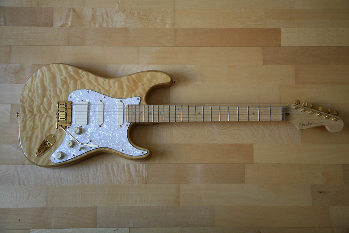 Strat custom