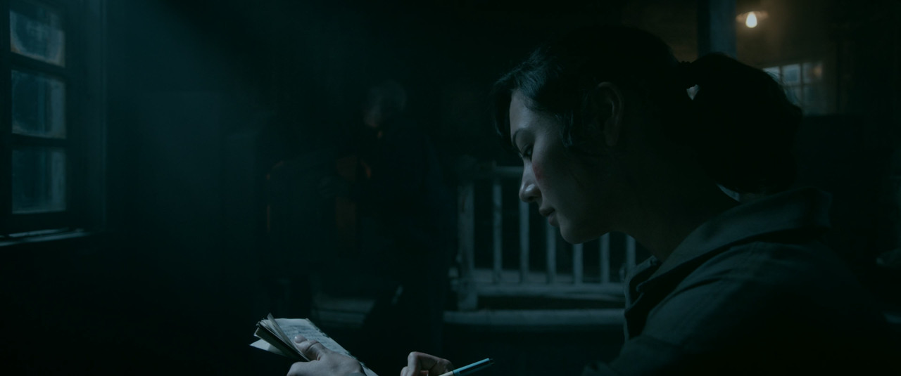 Hellboy.The.Crooked.Man.2024.2160p.WEB-DL.DDP5.1.SDR.H265-AOC.mkv_20241028_203457.362