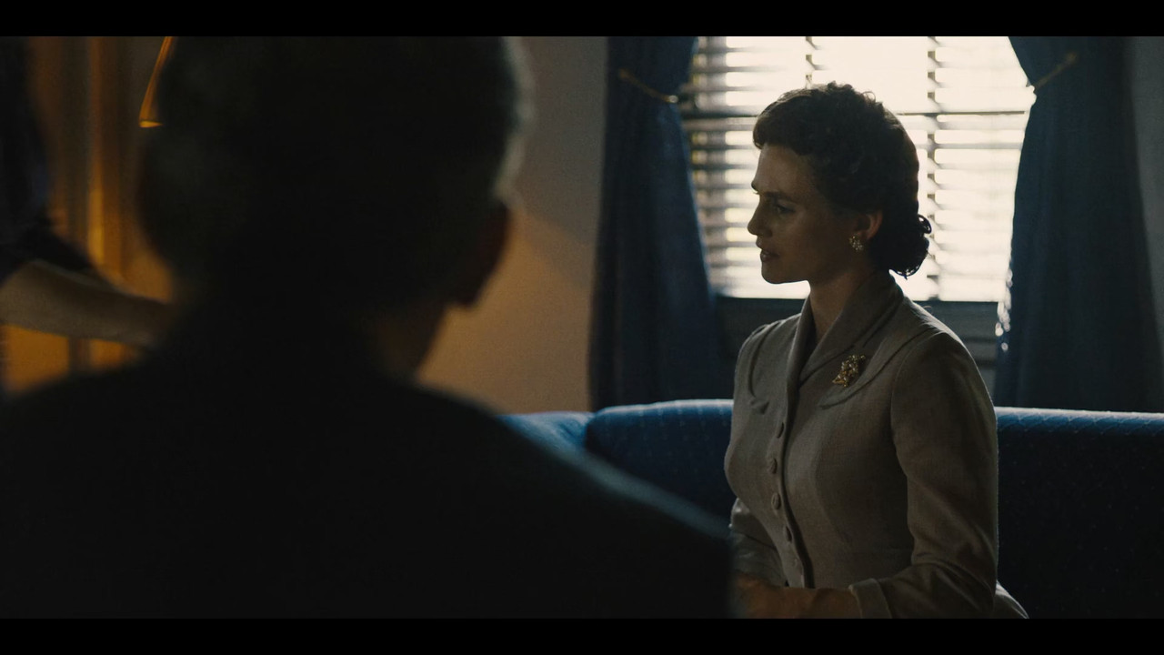 The Plot Against America (2020) S01E04 Part 4 (1080p AMZN WEB-DL x265 10bit EAC3 5.1 - HxD) [TAoE].m