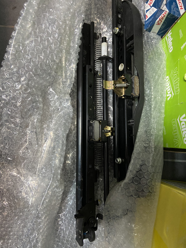 716E8A09-C961-4711-8D3B-86DC245637F7