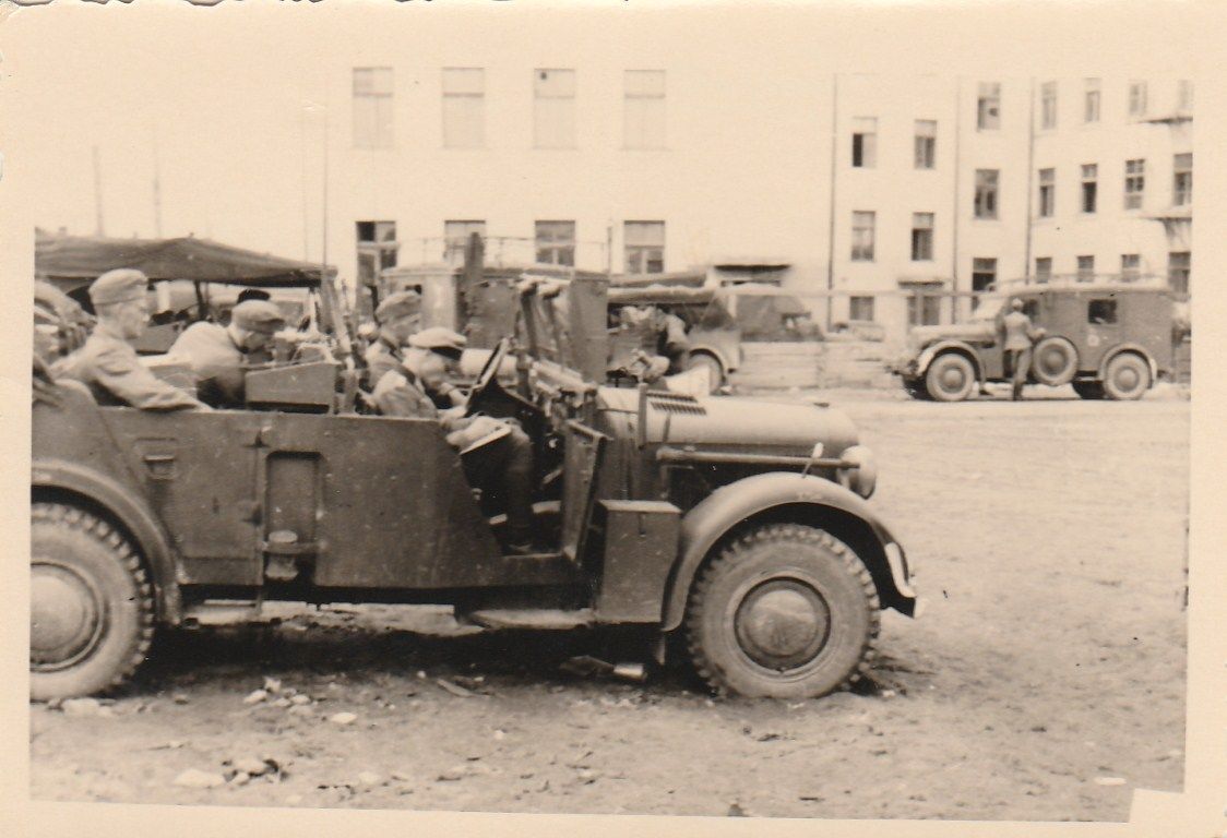Russland, Kübelwagen in Minsk Juni 41,Wehrmacht,