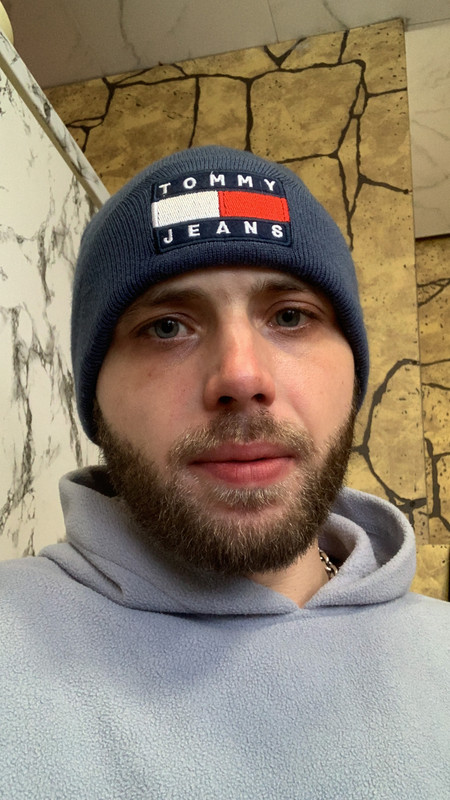 6F6C114F-F9EE-4BE3-8081-1EFD0C6759BD