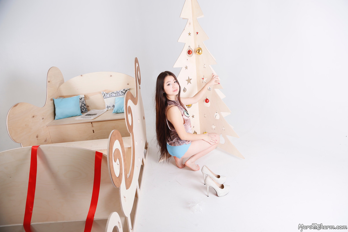 MarvelCharm_Isabella-Christmas-077