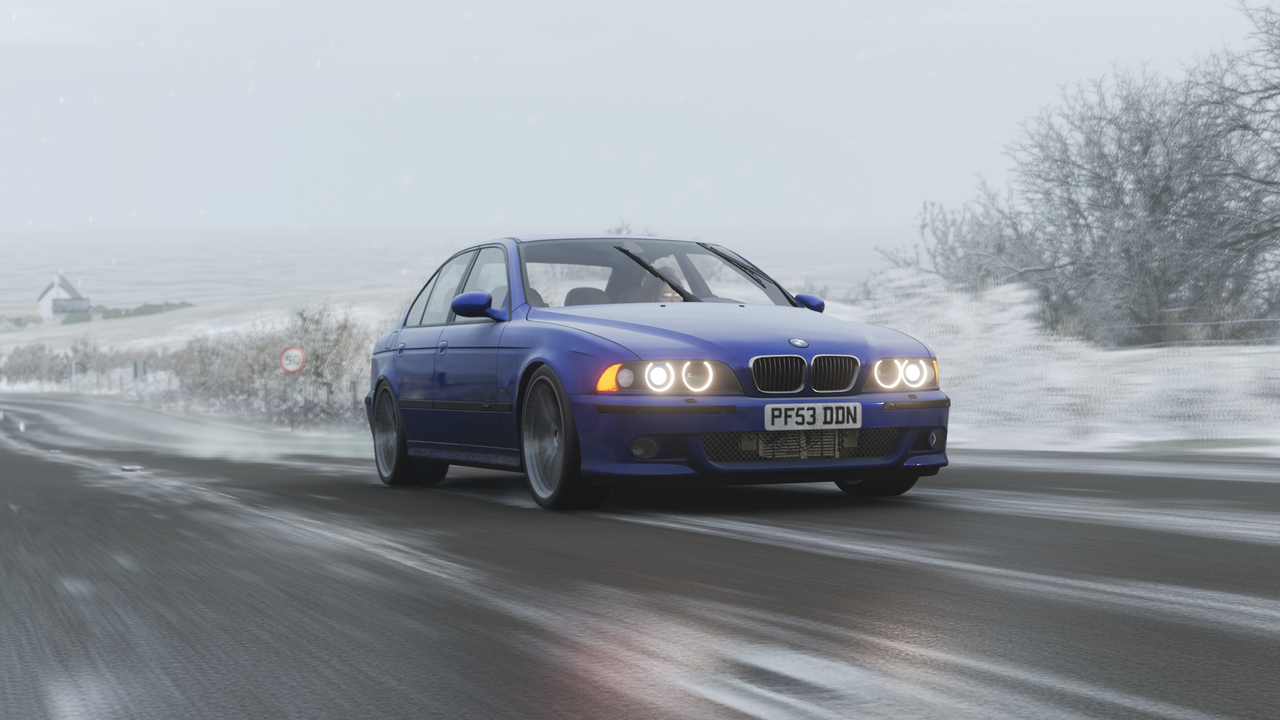 FH4-BMW-M5-E39-5.png