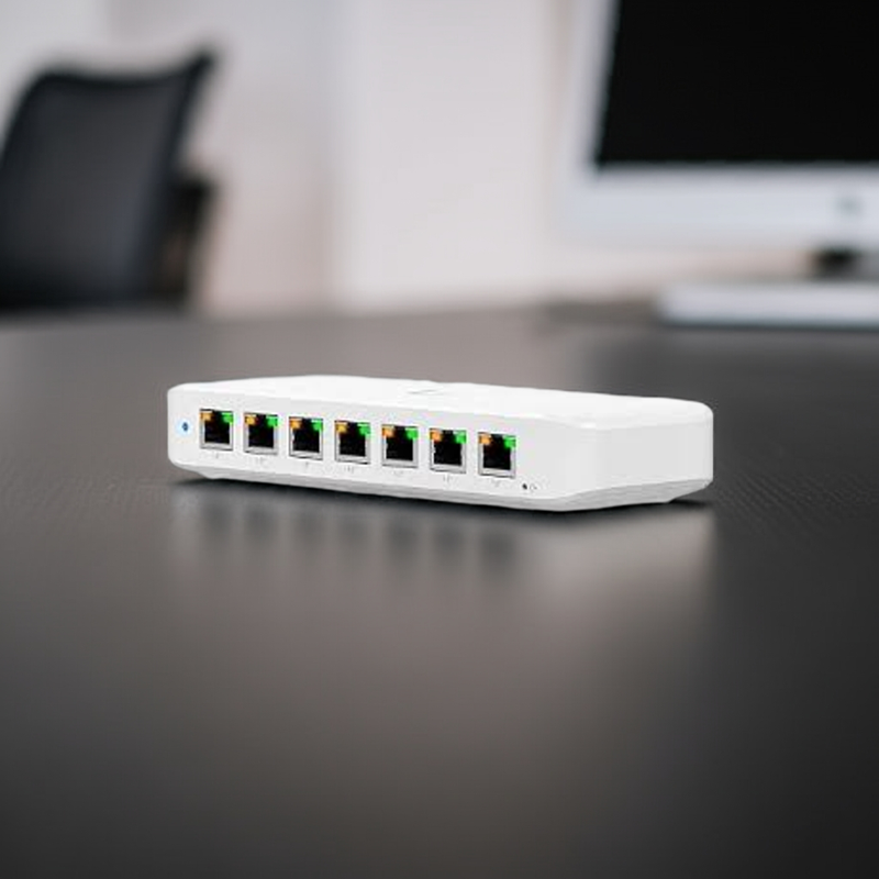 Switch USW-Ultra-210W montado em um poste