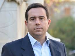 Ν. ΜΗΤΑΡΑΚΗΣ: «ΤΟ ΠΑΣΟΚ ΕΓΚΛΩΒΙΣΜΕΝΟ ΣΤΟ ΧΘΕΣ»