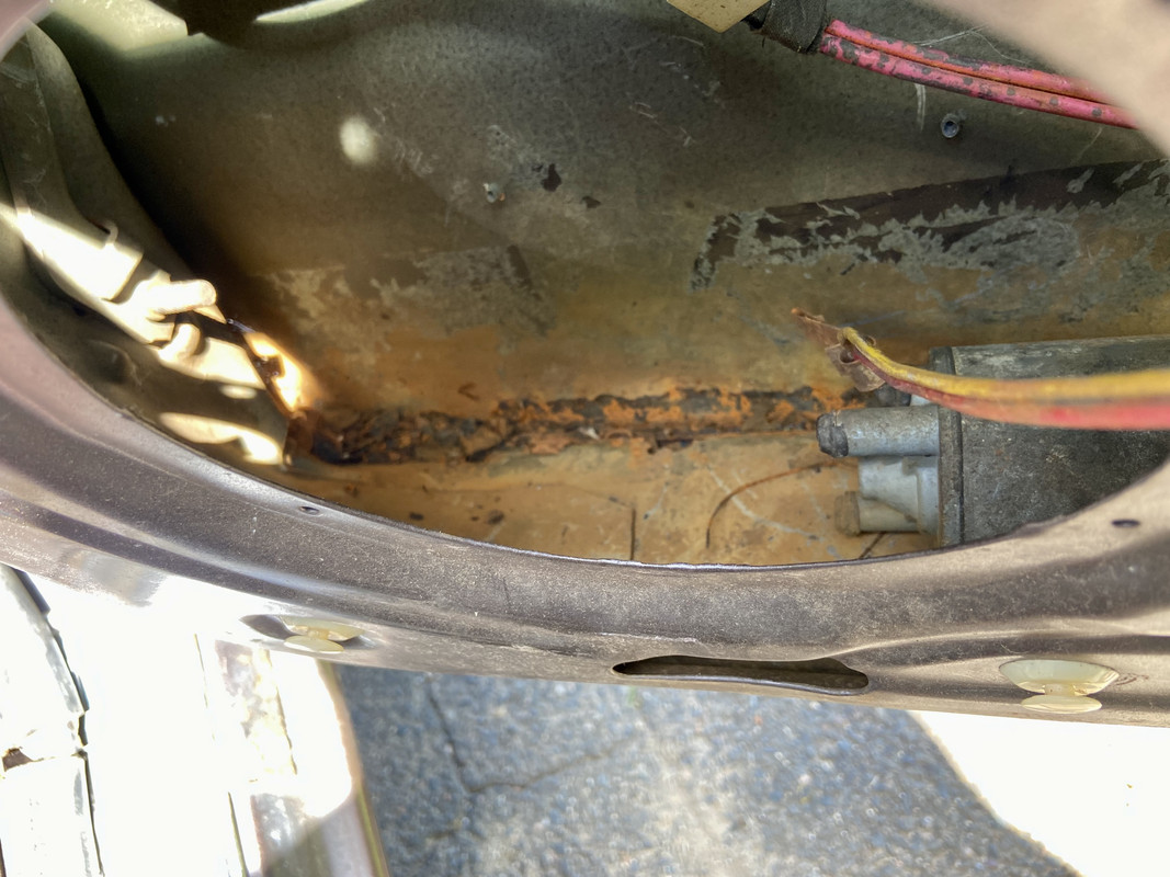 E9CBF836-C311-4DB6-AEE6-4B7CE933A54C