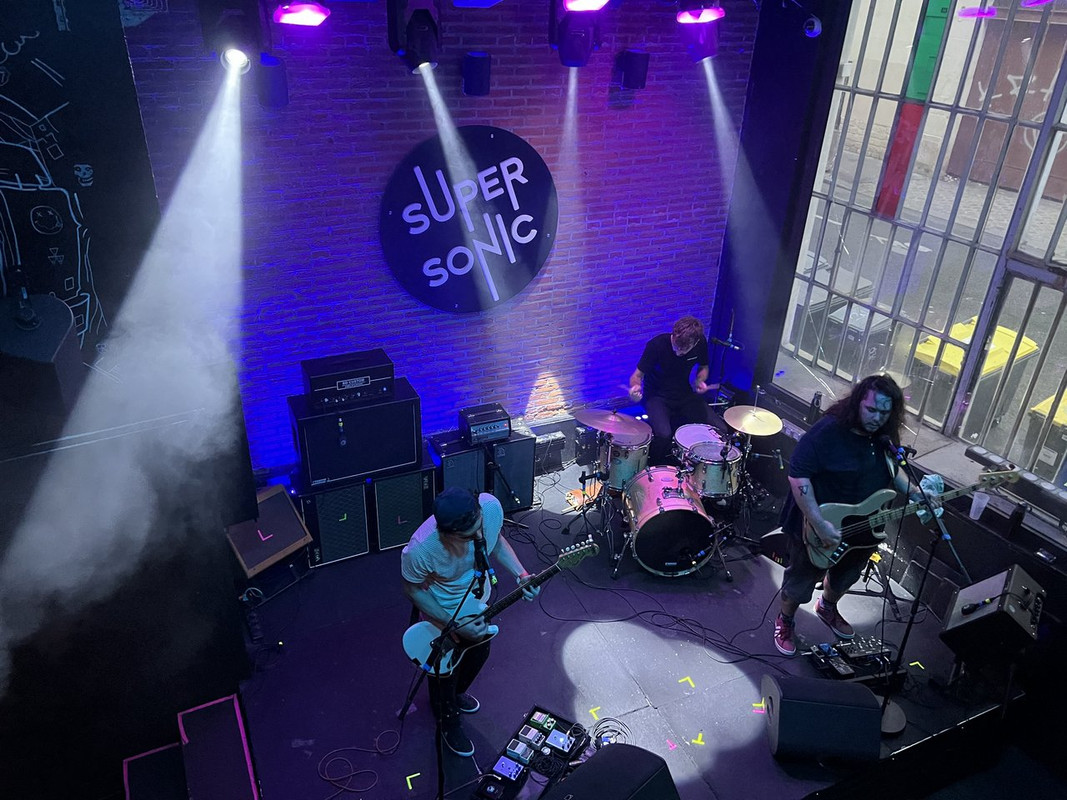 801421C6-DF69-484B-8047-6DA78F879996