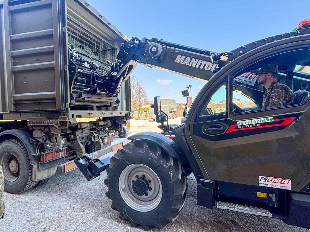 6603320260311 LOGBR 670LOGB vilicar Foto Luka Kert 002